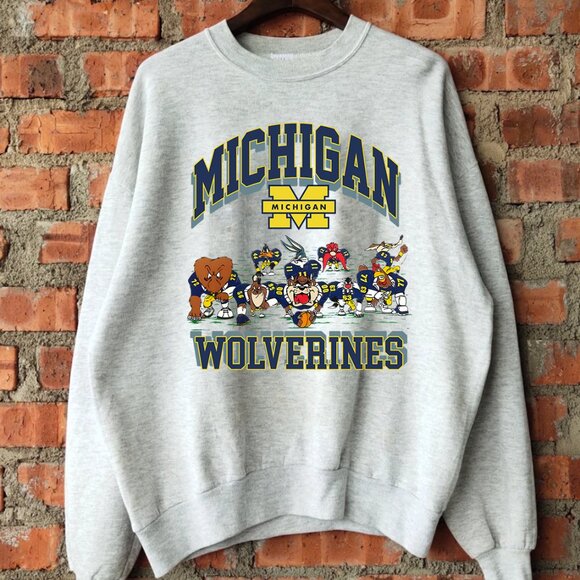 University Of Michigan Sweatshirt Michigan Wolverines Football Shirts Retro - Picture 1 of 2